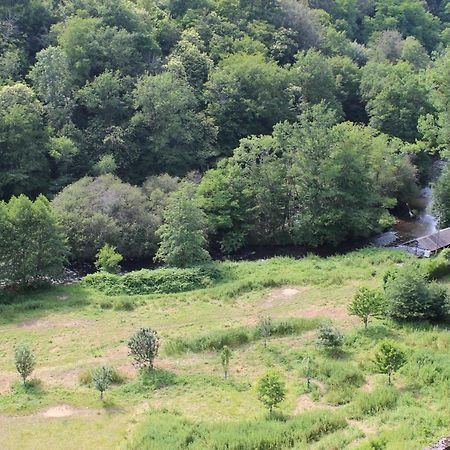 Bel Appartement Avec Vue Sur Vezere Uzerche Exterior foto